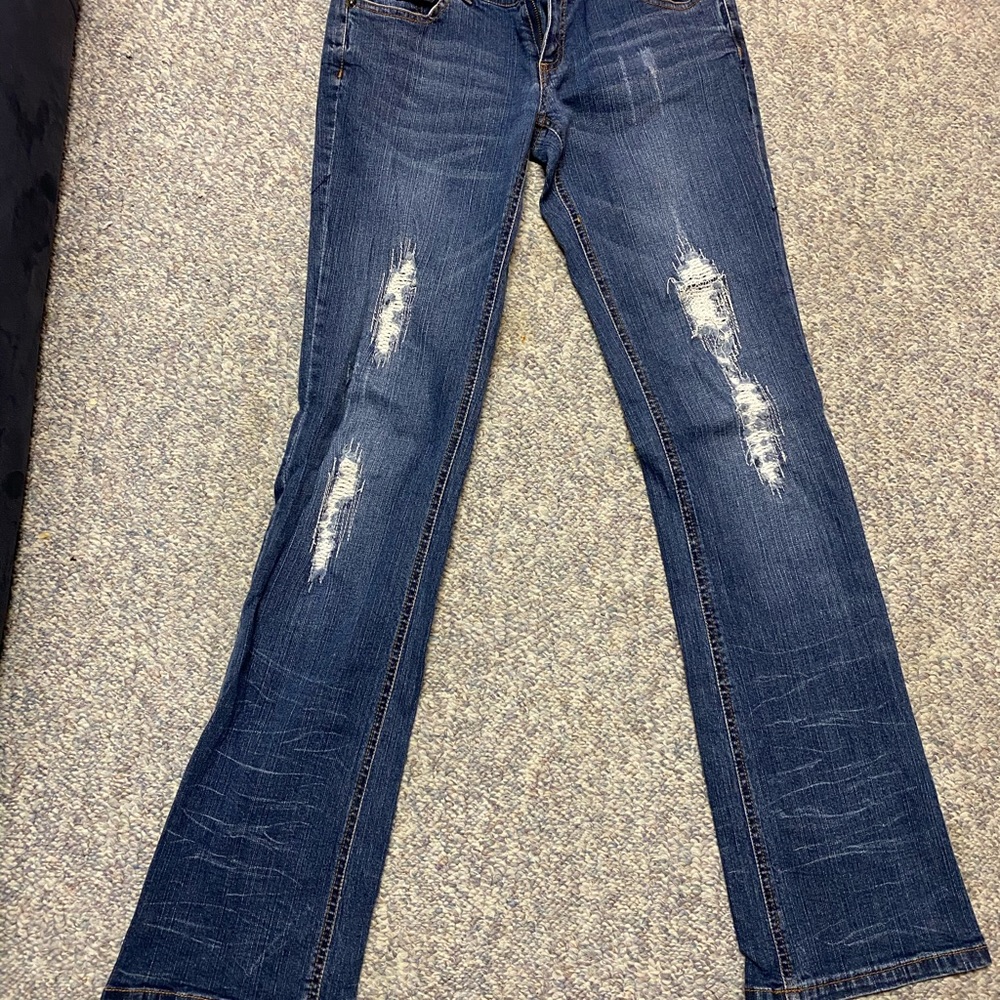 Jeans - Picture 2 of 3